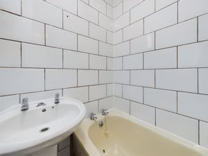 bathroom area - click for photo gallery